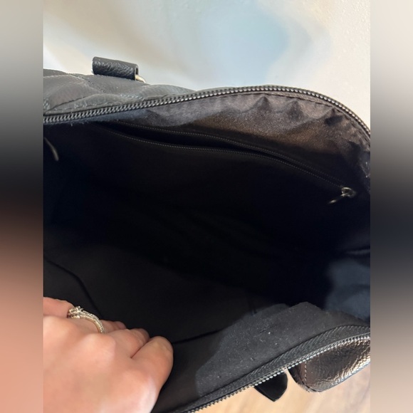 Mickey Mouse Hidden Mickey Handbag - Picture 4 of 10